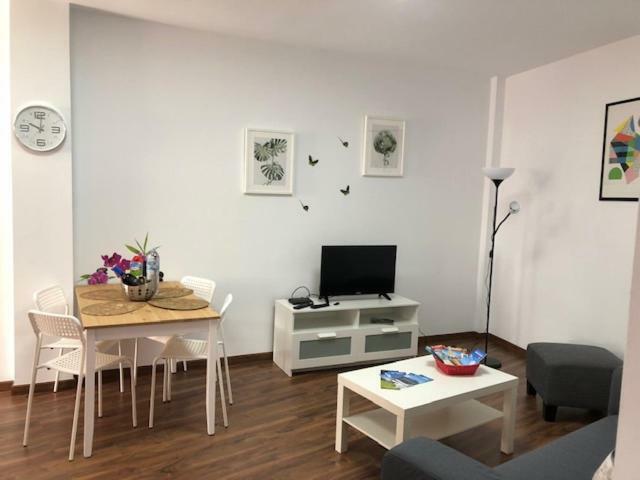 Apartamentos Cerca Del Aeropuerto Инхенио Экстерьер фото